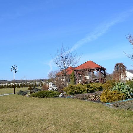 Hotel Dabrowka Niegowa Exteriör bild